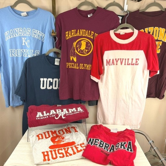 Other - Vintage T-Shirt Lot (9) Graphic Sports Football College Huskies 90s Y2K Reseller